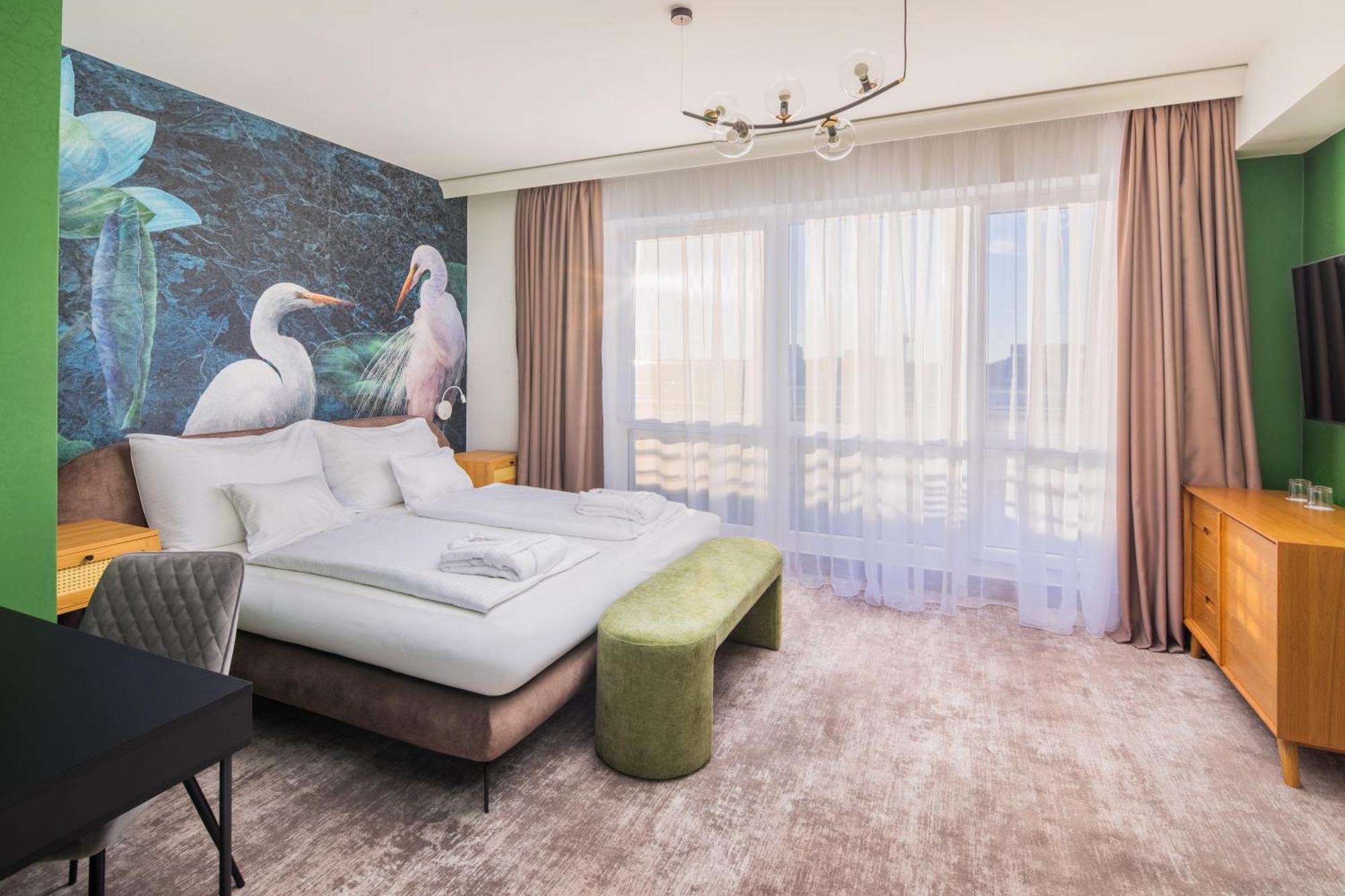 Hotel Atlantis Wellness & Conference Hajdúszoboszló Екстериор снимка